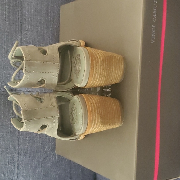 Sandals - Picture 4 of 5